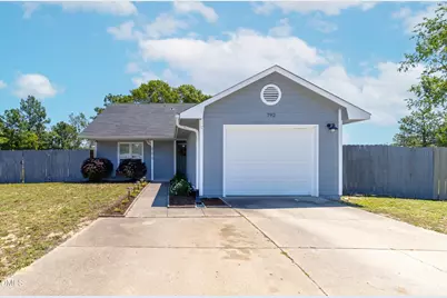 792 Algood Avenue, Hope Mills, NC 28348 - Photo 1