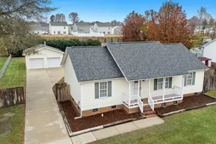 132 Yellow Stone Ln, Smithfield, NC 27577 - Photo 1