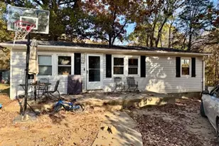 98 Country Club Rd, Roxboro, NC 27574 - Photo 1