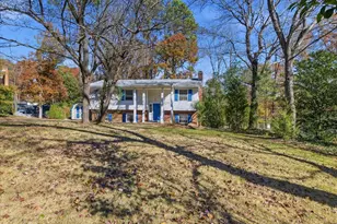 806 Oakley Ct, Cary, NC 27511 - Photo 1