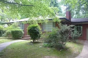 1111 Roosevelt Dr, Chapel Hill, NC 27514 - Photo 1