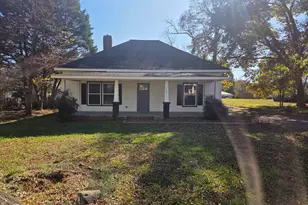 130 Nooe St St, Pittsboro, NC 27312 - Photo 1