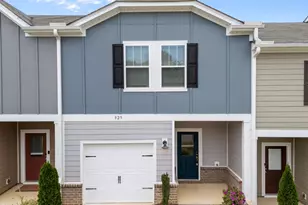 929 Clearhaven Ln, Fuquay-Varina, NC 27526 - Photo 1