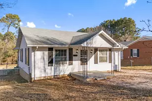 707 E Mason St, Franklinton, NC 27525 - Photo 1