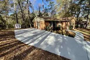 7761 Brookdale Dr, Raleigh, NC 27616 - Photo 1