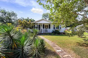 1465 Maplewood Dr, Durham, NC 27704 - Photo 1