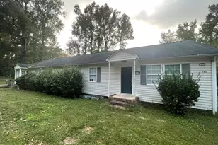 117 E Glenn St, Zebulon, NC 27597 - Photo 1