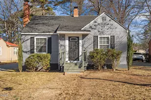 260 E Elm St, Robbins, NC 27325 - Photo 1