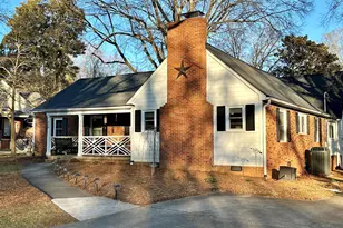 316 N Cameron St, Hillsborough, NC 27278 - Photo 1