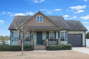 34 Woodglen Dr, Clayton, NC 27527 - Photo 1