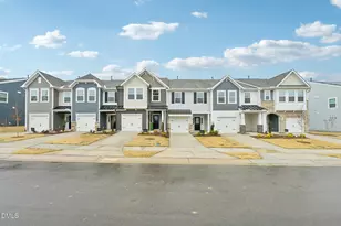 917 Kensley Grv Ln, Fuquay-Varina, NC 27526 - Photo 1