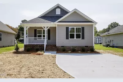 613 S Orange Avenue, Dunn, NC 28334 - Photo 1