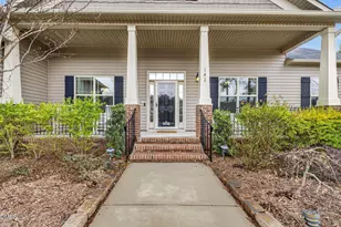 142 Coral Ridge Dr, Clayton, NC 27520 - Photo 1