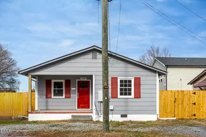 209 N Washington Avenue, Dunn, NC 28334 - Photo 1