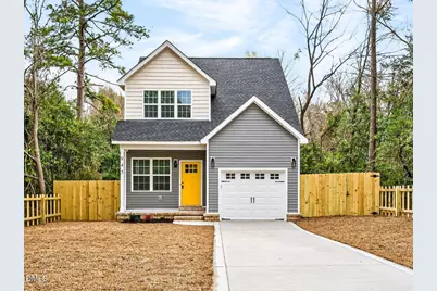 945 W Lowe Avenue, Southern Pines, NC 28387 - Photo 1