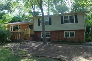 346 Wesley Dr, Chapel Hill, NC 27516 - Photo 1
