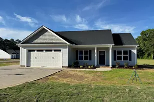 102 Lynn Ln, Selma, NC 27576 - Photo 1