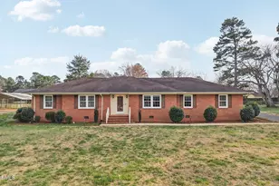 1009 Driftwood Dr, Siler City, NC 27344 - Photo 1