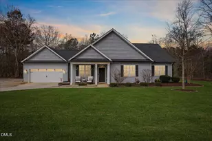93 Eagle Swoop St, Zebulon, NC 27597 - Photo 1