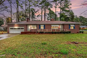 207 E Griswold St, Selma, NC 27576 - Photo 1