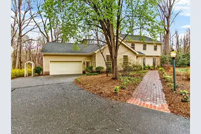 10 Elmstead Place, Chapel Hill, NC 27517 - Photo 1