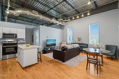 700 Market Street #Unit 215, Chapel Hill, NC 27516 - Photo 1
