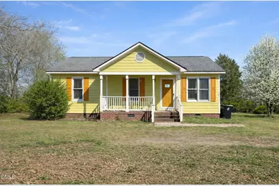 611 S Wakefield Street, Zebulon, NC 27597 - Photo 1