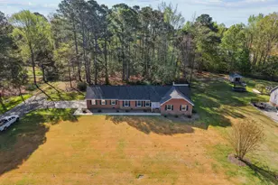 200 E Pope Ave, Kenly, NC 27542 - Photo 1