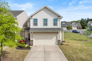 204 OldCastle Dr, Morrisville, NC 27560 - Photo 1