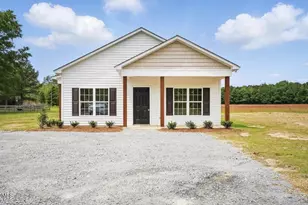 1178 W Blackman Rd, Dunn, NC 28334 - Photo 1