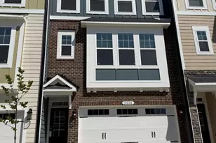 10040 Secluded Gdn Dr, Apex, NC 27523 - Photo 1