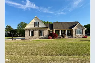 16 Breckenridge Place, Dunn, NC 28334 - Photo 1