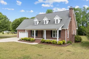 114 W Quail Ridge Rd, Oxford, NC 27565 - Photo 1