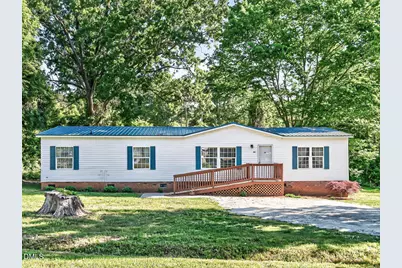 300 E Hemp Street, Robbins, NC 27325 - Photo 1