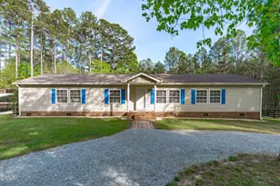 118 Red Holly Dr, Sanford, NC 27330 - Photo 1