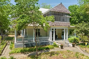 215 Hillcrest Rd, Raleigh, NC 27605 - Photo 1