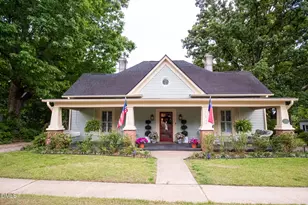 115 W Franklin St, Youngsville, NC 27596 - Photo 1
