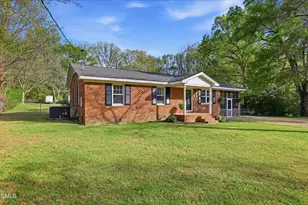 102 Angel Pl, Goldsboro, NC 27530 - Photo 1