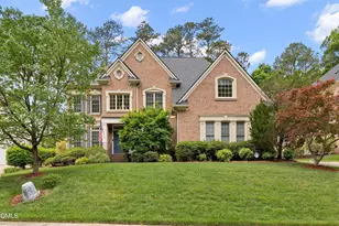 400 Allenhurst Pl, Cary, NC 27518 - Photo 1