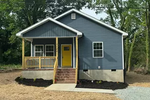 1123 N Park Ave, Burlington, NC 27217 - Photo 1