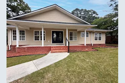 1210 N Park Avenue, Dunn, NC 28334 - Photo 1