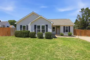 114 S Wynbrooke Ln, Selma, NC 27576 - Photo 1