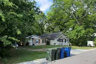802 Walser Pl, Raleigh, NC 27601 - Photo 1
