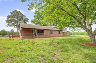 737 Epps Clark Rd, Siler City, NC 27344 - Photo 1