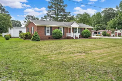 606 E Fremont Street, Kenly, NC 27542 - Photo 1
