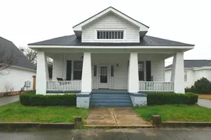 204 E Davis St, Smithfield, NC 27577 - Photo 1