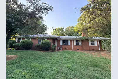611 E Raleigh Street, Siler City, NC 27344 - Photo 1