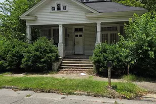 828 Nicholas St, Henderson, NC 27536 - Photo 1