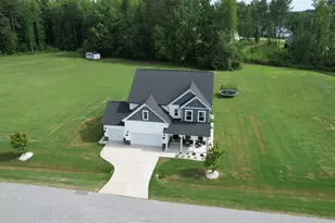 4 E Odell Ln, Zebulon, NC 27597 - Photo 1
