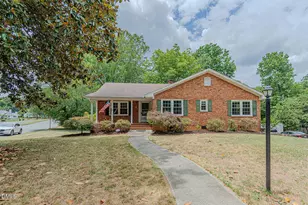 597 Parkview Dr, Burlington, NC 27215 - Photo 1